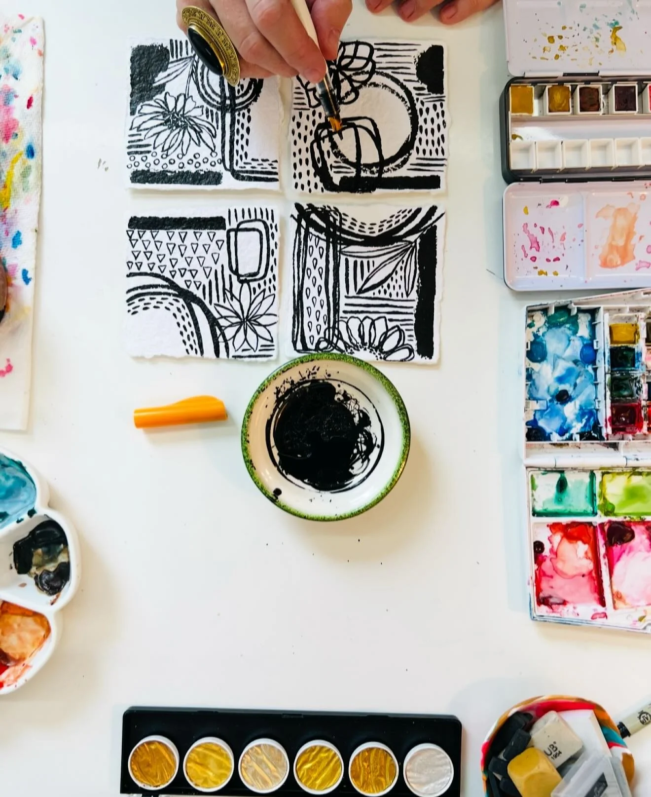 There&rsquo;s something completely peaceful and simple about designing with just black ink. Ya&rsquo;ll know I&rsquo;m a color girl, but I do also love love love classic black-and-white and monochromatic pieces of art. 
Are you participating in this 
