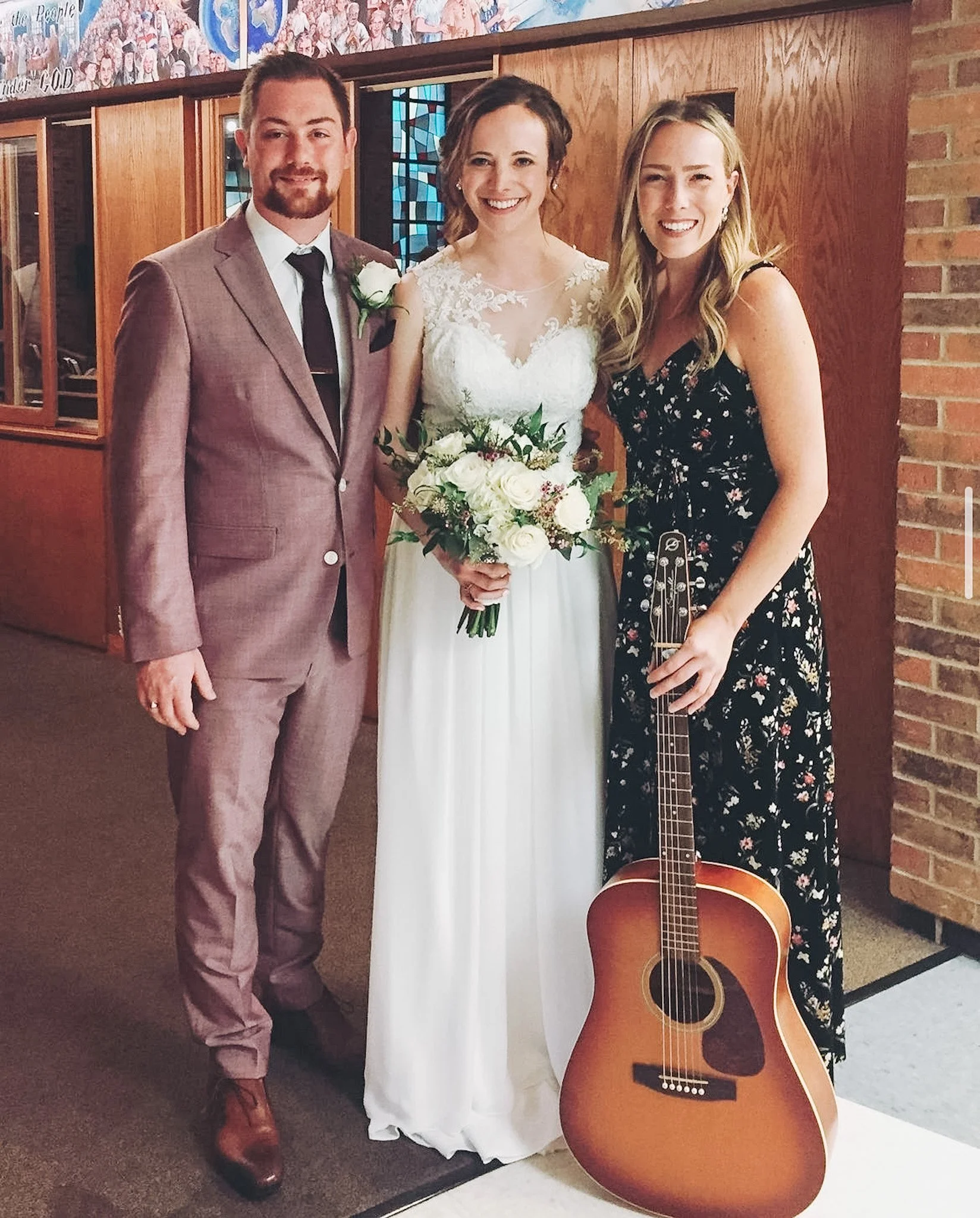 Chicago wedding musician Aloha Erica with a couple who got married in Naperville IL near Chicago.