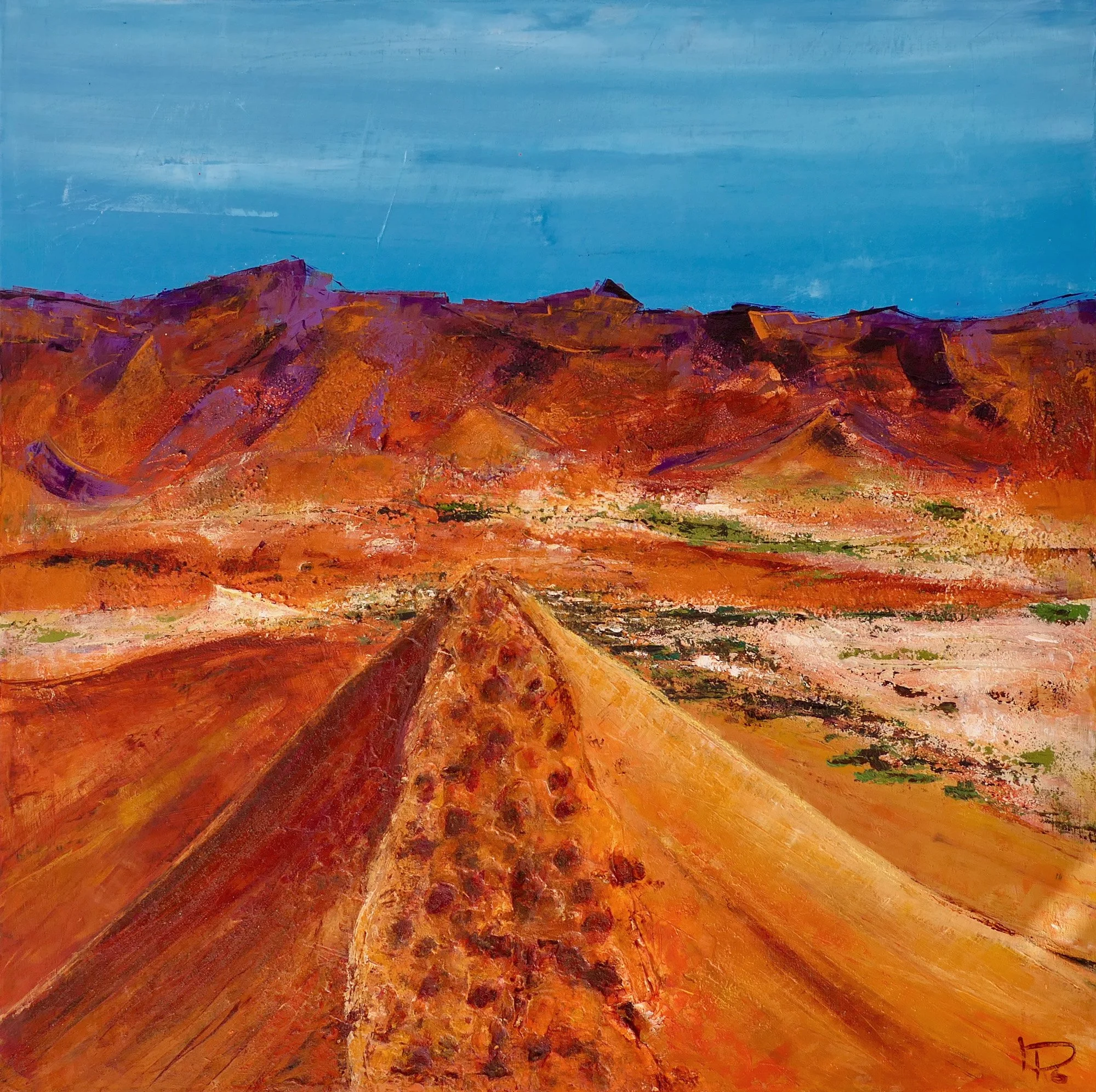 Düne in der Wüste Namib mit Spuren