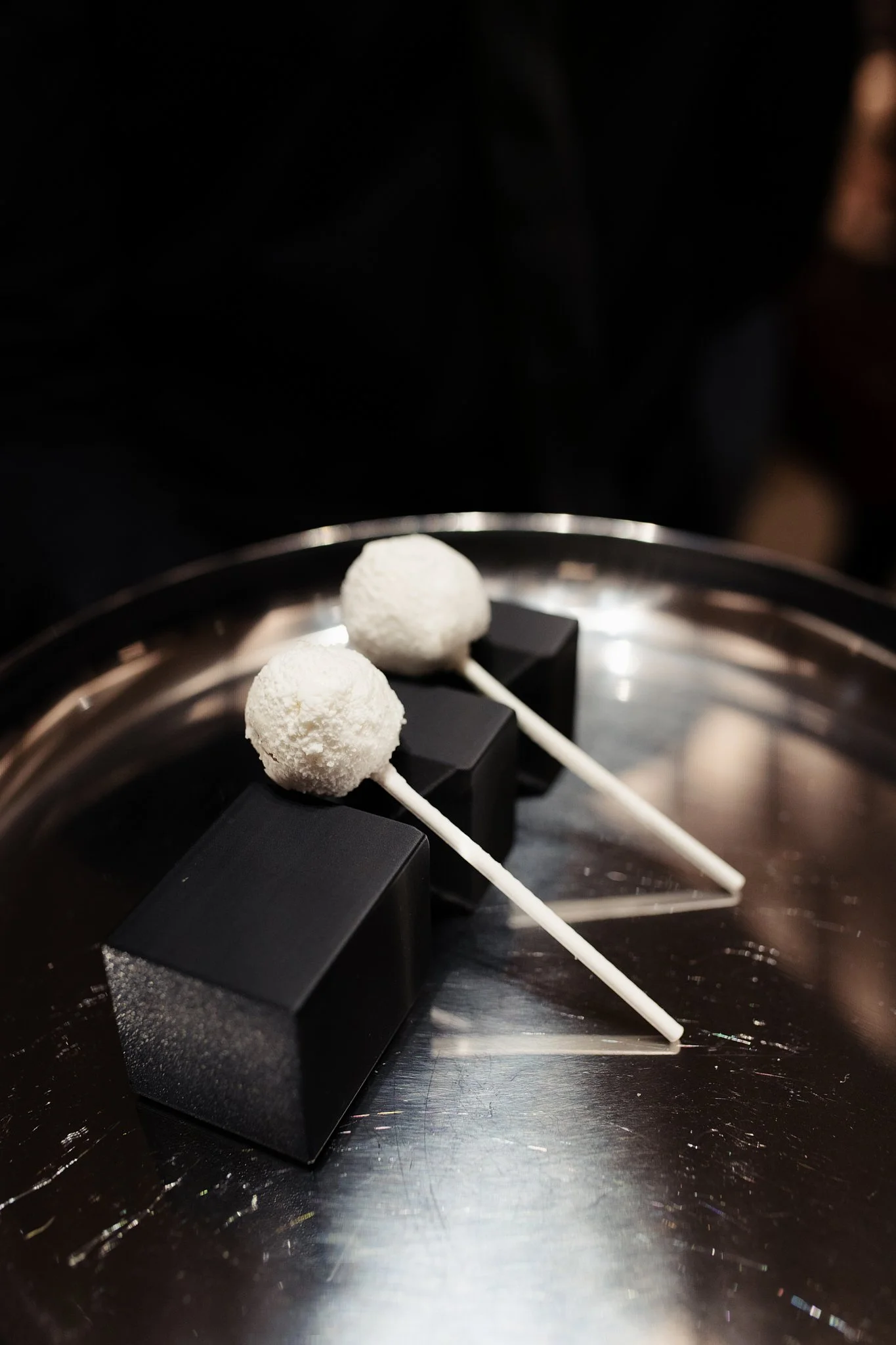 ZB_ManoloBlahnik 2.jpg