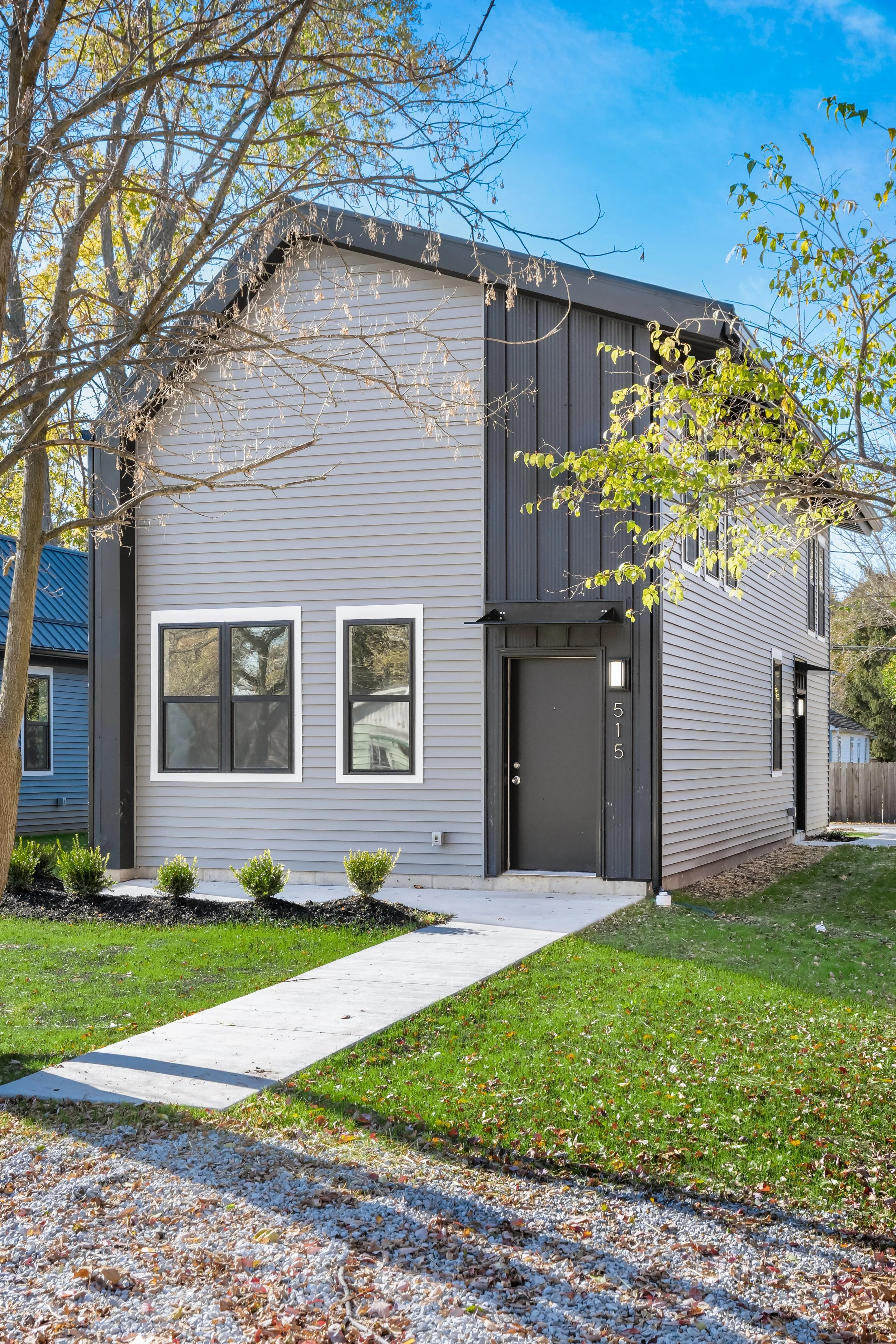 007_515 Pierce ave   0080_1-2.jpg