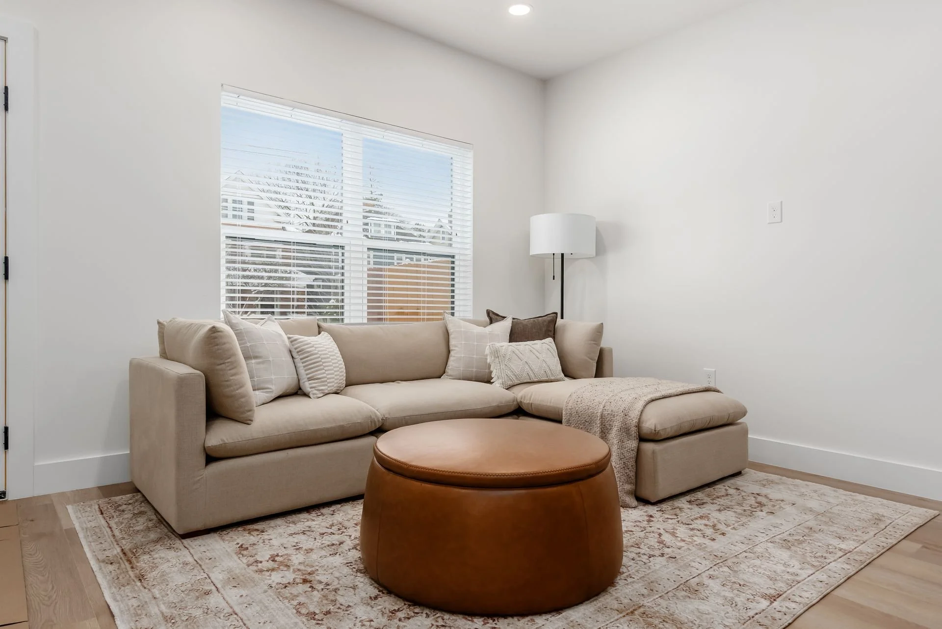 007_ Rd Columbus OH 43205 USA.jpg