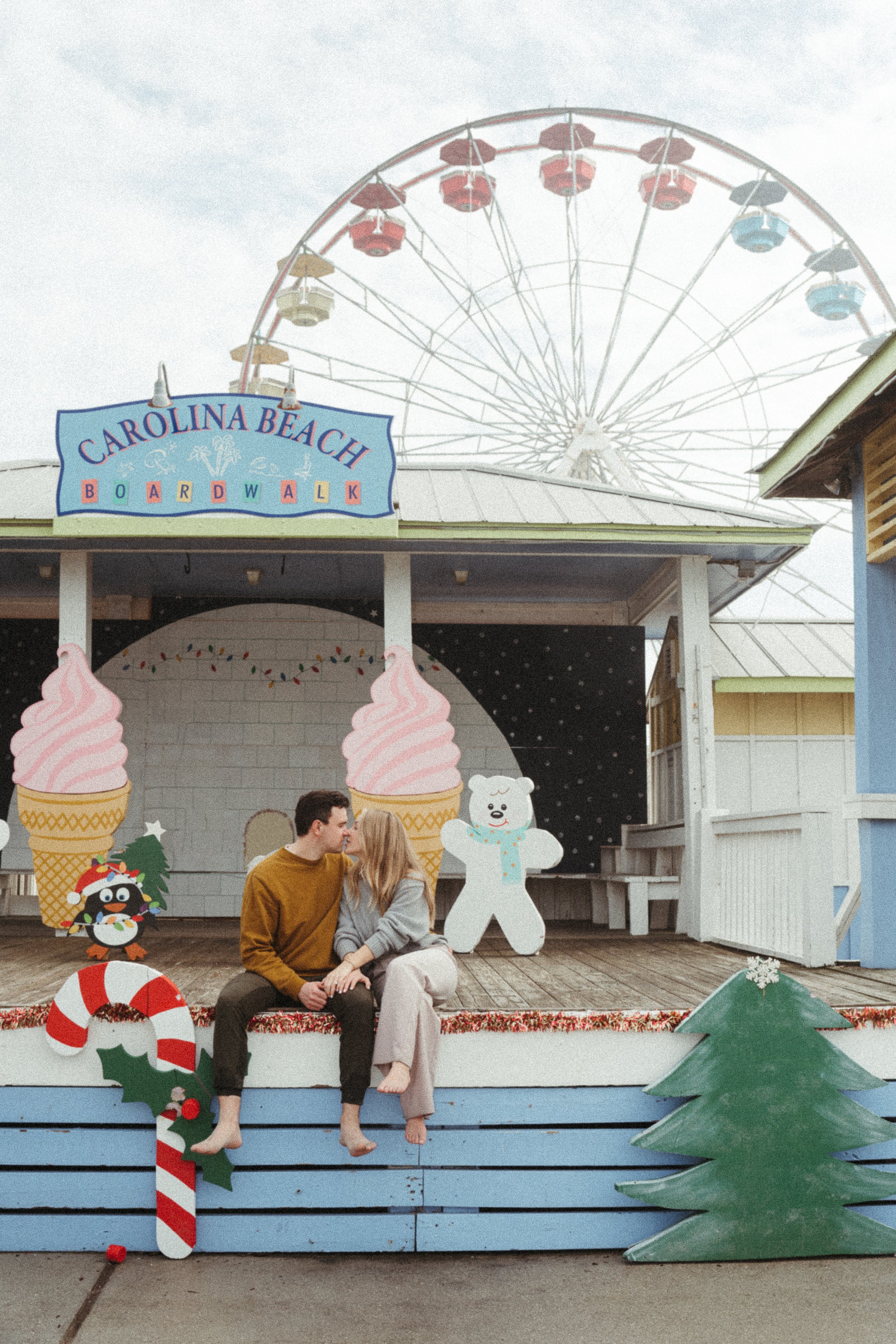 couples photoshoot at the fairgrounds