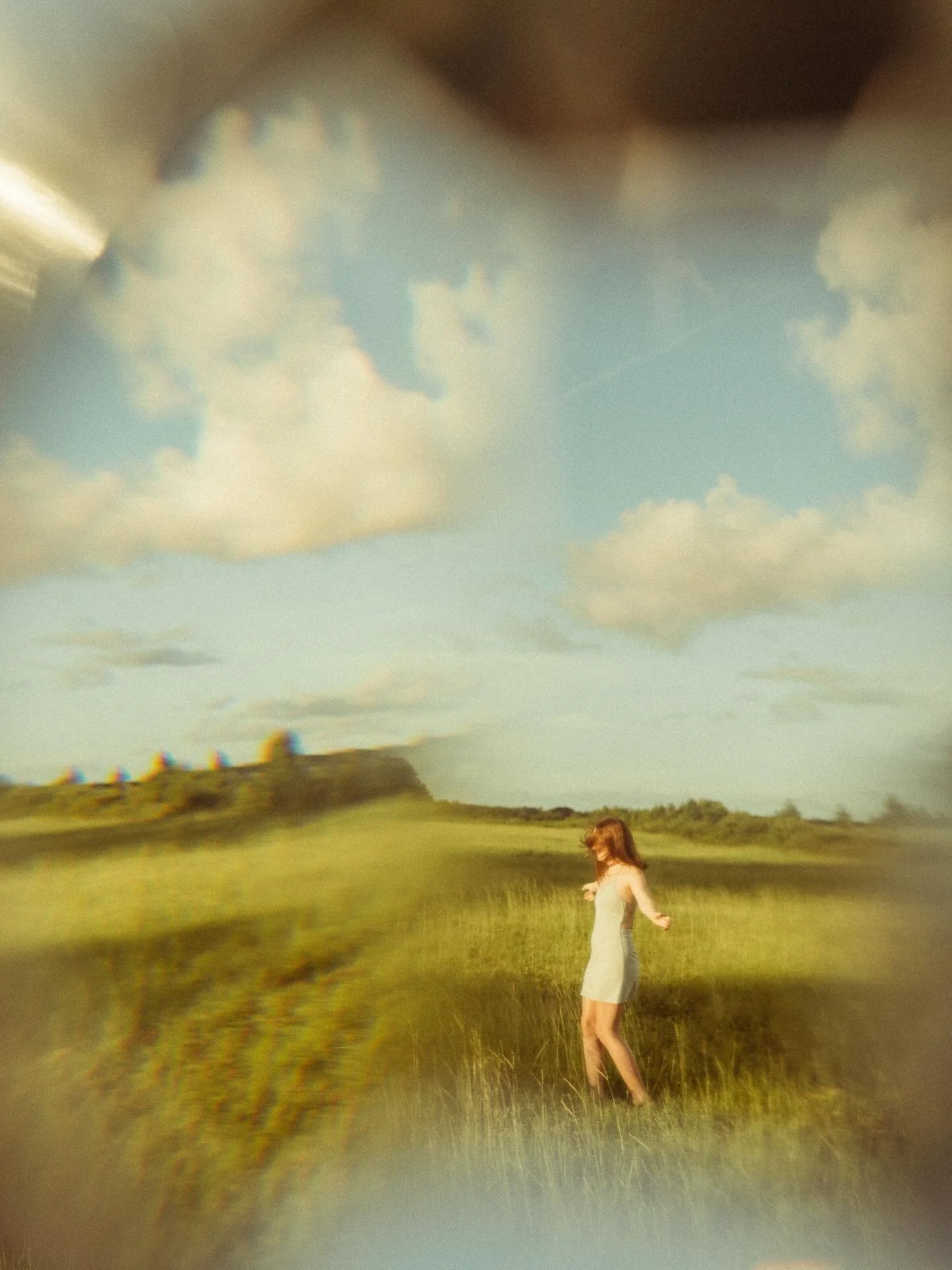 If you&rsquo;ve ever left a photo session thinking, &lsquo;That didn&rsquo;t feel like us&rsquo; &mdash; this one&rsquo;s for you.
These aren&rsquo;t your average mini sessions. They&rsquo;re slow, soulful, and soaked in golden light.

FILM AND DIGIT