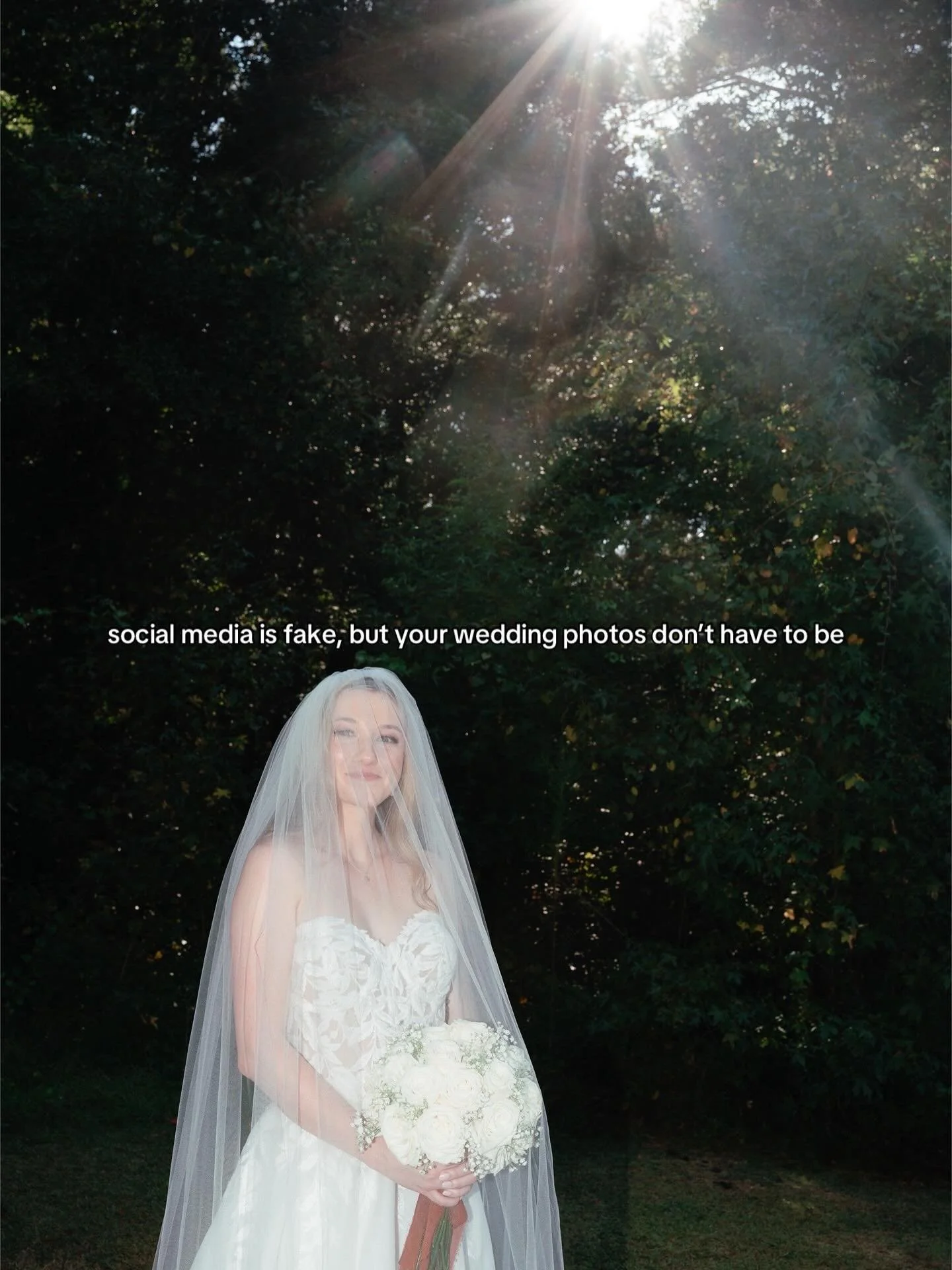 ugh it&rsquo;s all so f*ckin fake, but your wedding photos don&rsquo;t have to be. 

real &gt; fake

also, so HAPPY one of my top 5 favorite artists is finally trending! go listen to @dopelemonmusic all night and all day. 

[ Wedding Photographer, We