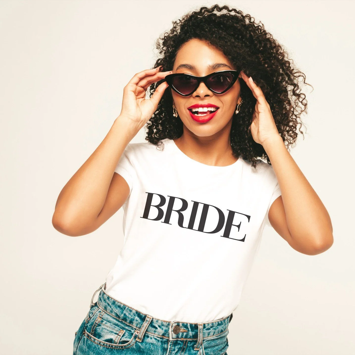 ✨ SAMPLE SALE: &pound;10 Bride T-Shirts

I have the one of each of these t-shirts on sale from the HWH sustainable t-shirt collection. Each is a size 10 and they fit true to size.

🌸 DM to buy one - payment by bank transfer or PayPal.
🌸&pound;10 t-