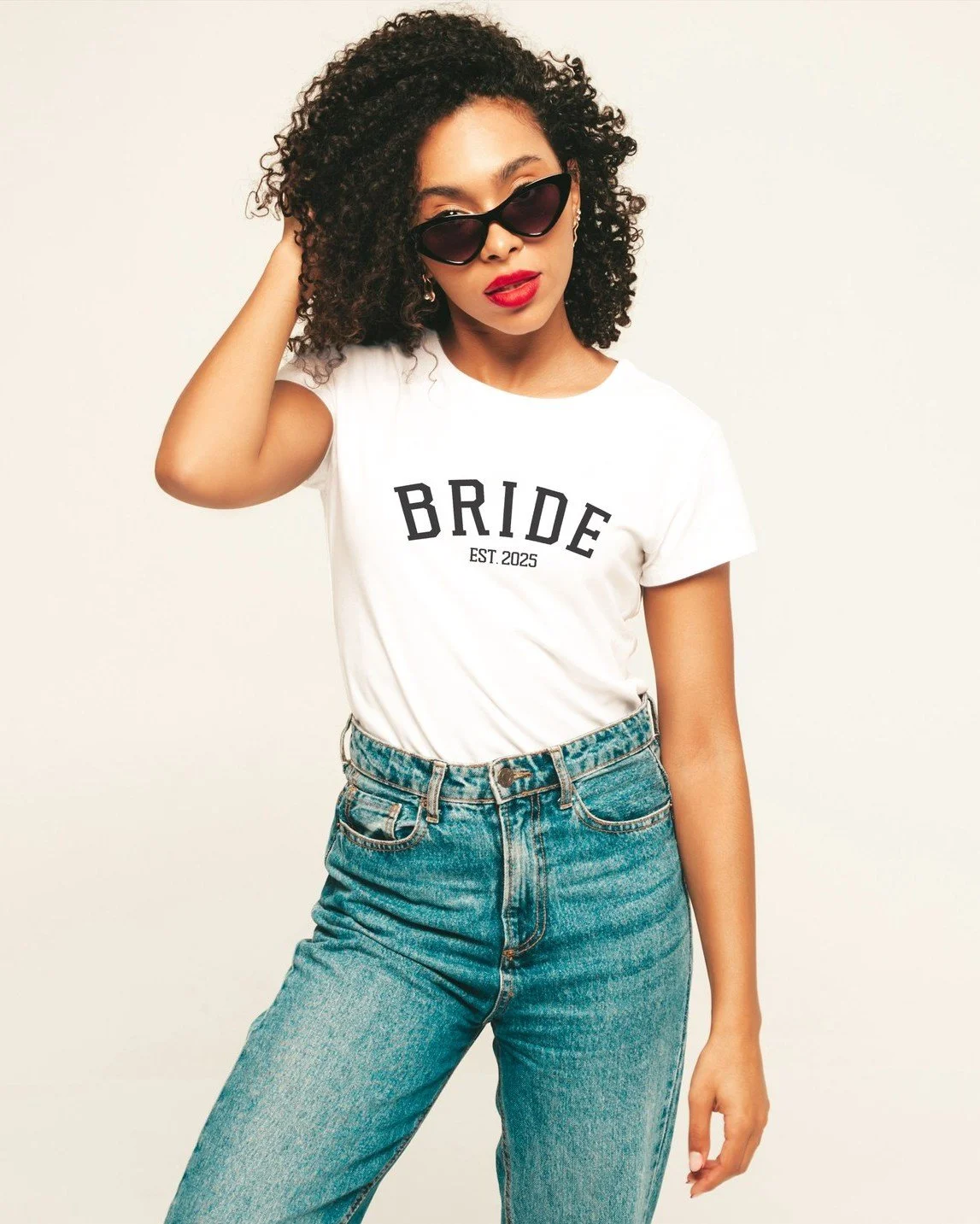 🐣 Easter Surprise 🐣 10% in the HWH Etsy Shop 

Get 10% off all Bride &amp; Hen Party t-shirts this weekend and make a genuinely sustainable choice for your bridal wardrobe. 

All our t-shirts are made with high-quality organic cotton and printed on