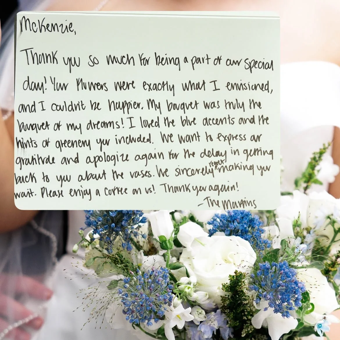 Reminiscing on this bright and airy June wedding as we gear up for fall. Blue and white is truly such a classic color pallet but what makes me even happier is a bride who loved her bouquet🥺