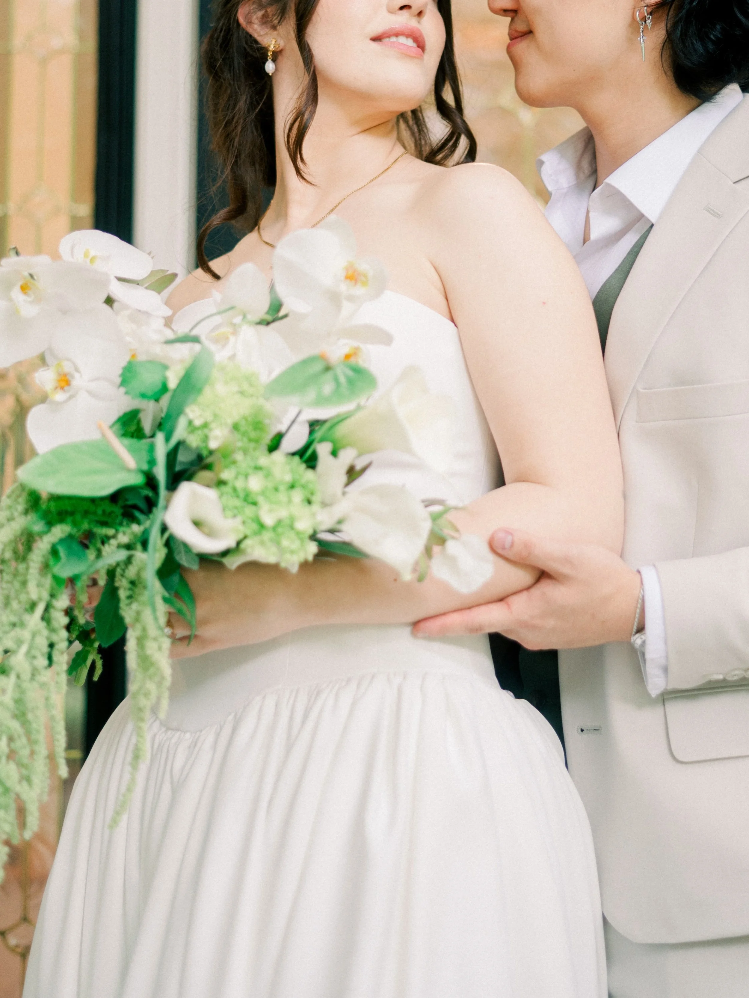 Hi everyone!!! Sharing some sweet moments from Amber and Caleb&rsquo;s elopement🤍 

I&rsquo;ve been a little quiet on instagram due to just how much back end work we&rsquo;ve been putting into a new website and rebranding🥰 I am so so so excited to 
