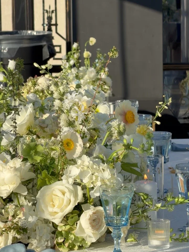You may not know a photographer is getting married but there will be signs🤗 Andrea wanted a lush and full tablescape to make an impact for her guests and so that&rsquo;s what we delivered! She trusted our vision for a garden style continuous meadow 