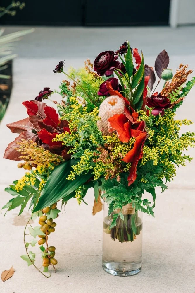 034-microwedding fall florals.jpg