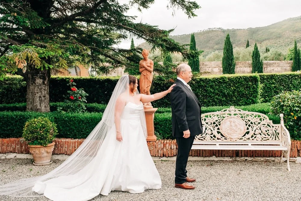 121-tuscany-wedding-first-look.jpg