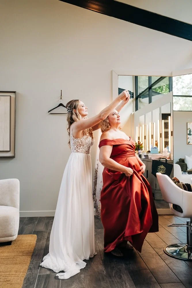 010-Fall Micro wedding bride.jpg
