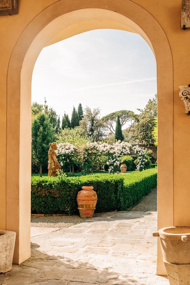 9-tuscany-wedding-details-villa-scorzi.jpg