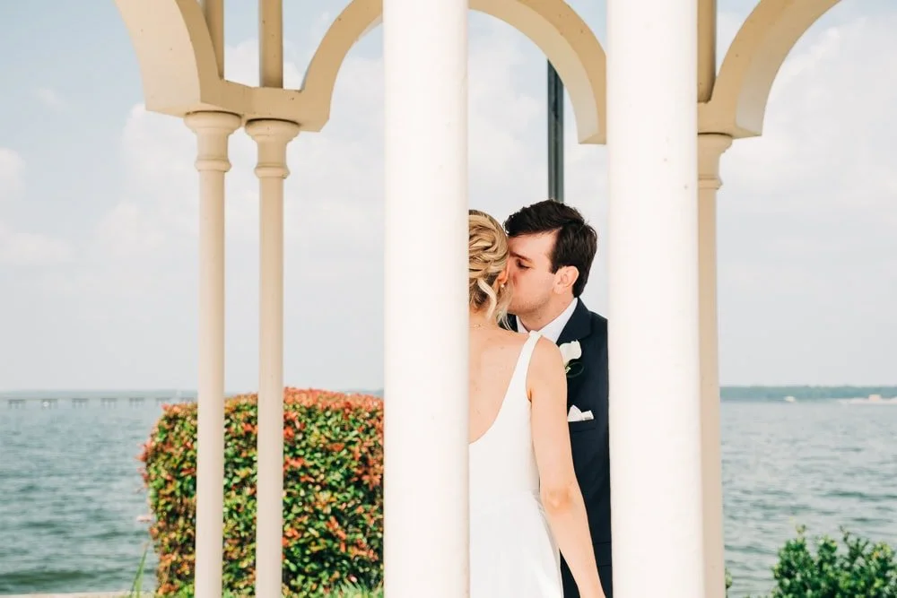 32-yacht-club-wedding-first-look.jpg