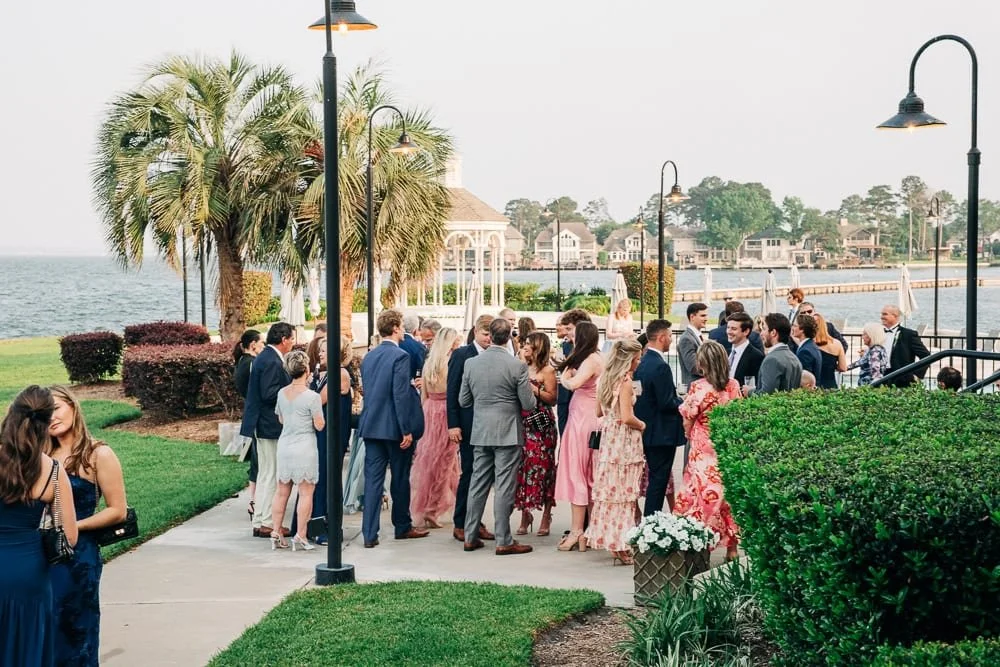 94-yacht-club-wedding-cocktail-hour.jpg