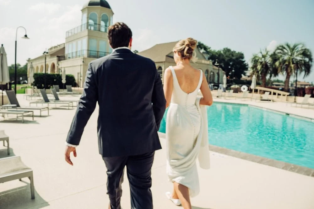42-yacht-club-wedding-first-look.jpg