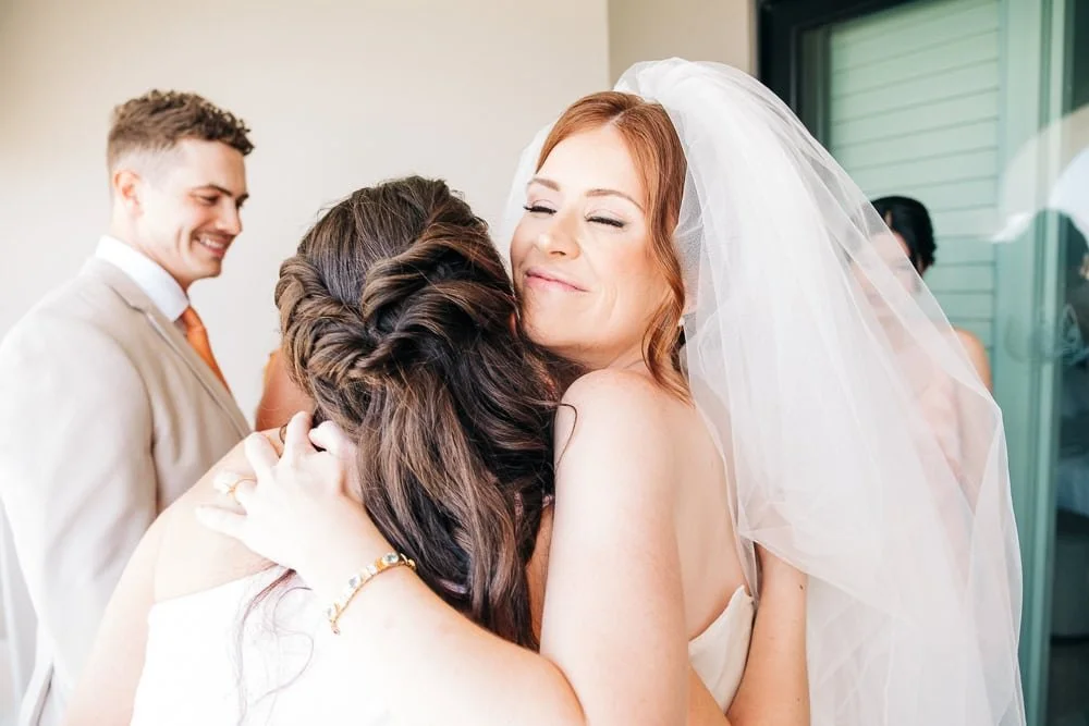 087-bride-first-look-hilton-los-cabos.jpg
