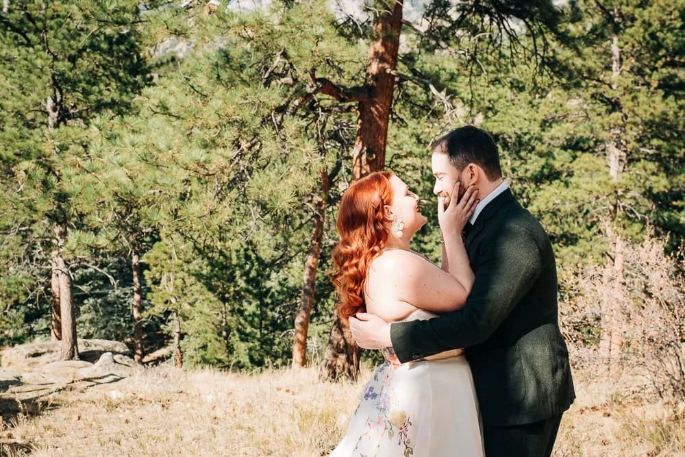 027-micro-wedding-first-look-colorado.jpg