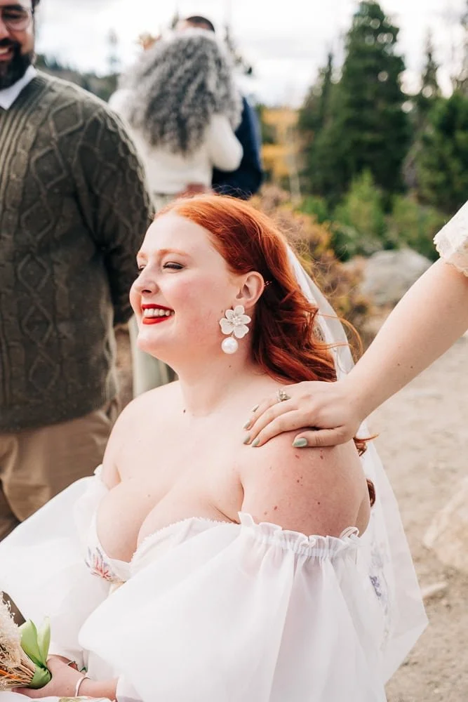 149-bride-micro-wedding-colorado.jpg