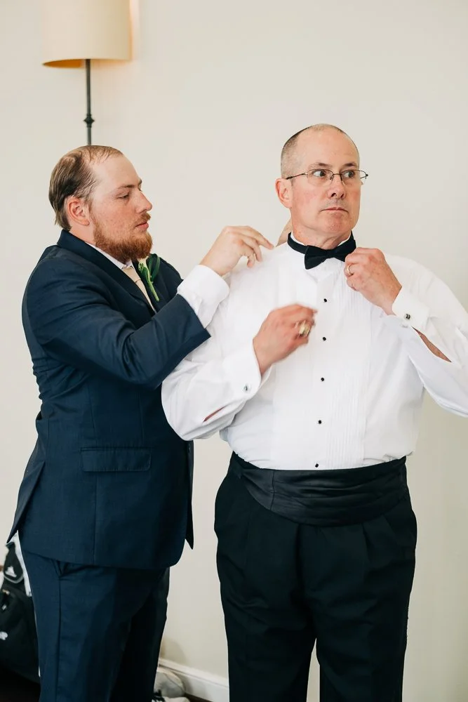 26-dad-first-look-country-club-wedding.jpg