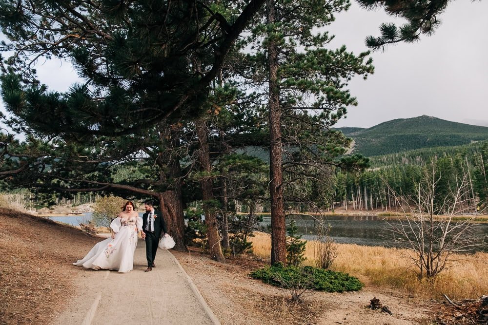 161-micro-wedding-rmnp-fall.jpg