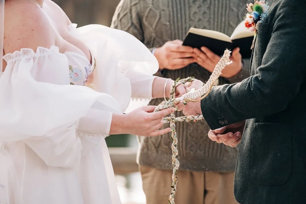 112-wedding-handfasting-ceremony.jpg
