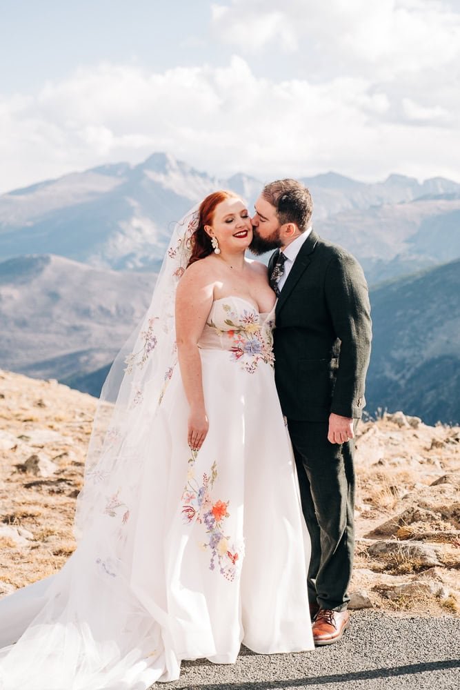 081-wedding photographer trail ridge road rmnp.jpg