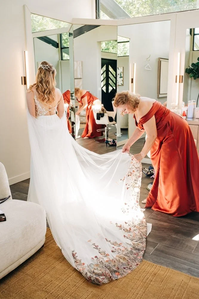 021-Fall Micro wedding bride.jpg