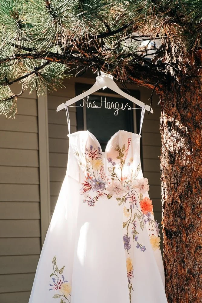 008-Colorado-micro-wedding-details.jpg