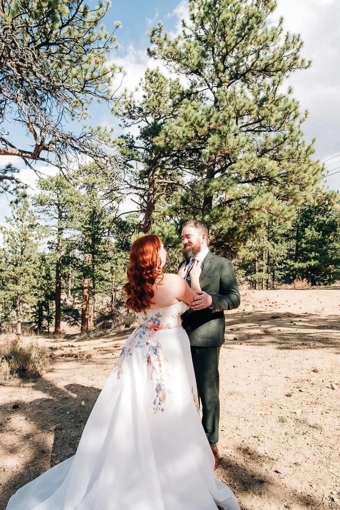030-micro-wedding-first-look-colorado.jpg