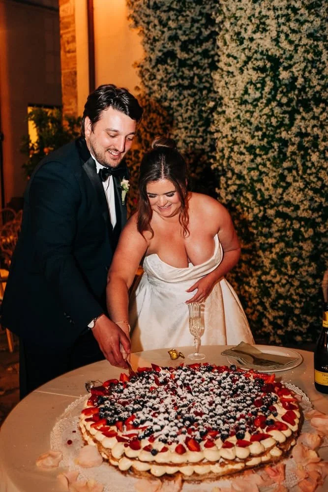 277-tuscany-wedding-cake-millefoglie.jpg