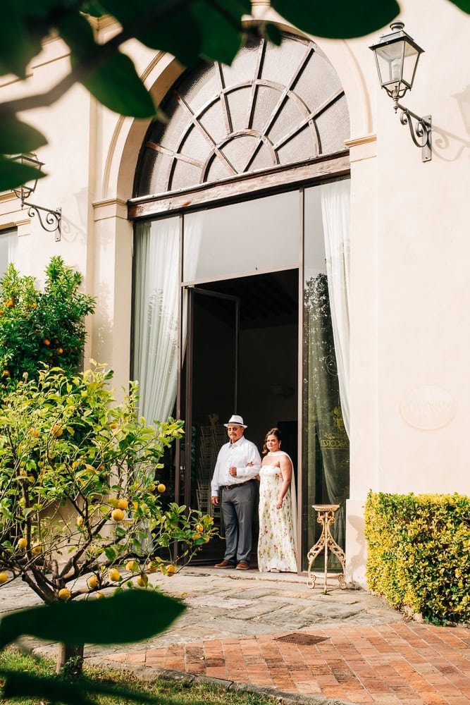 20-tuscany-wedding-details-rehearsal-dinner.jpg