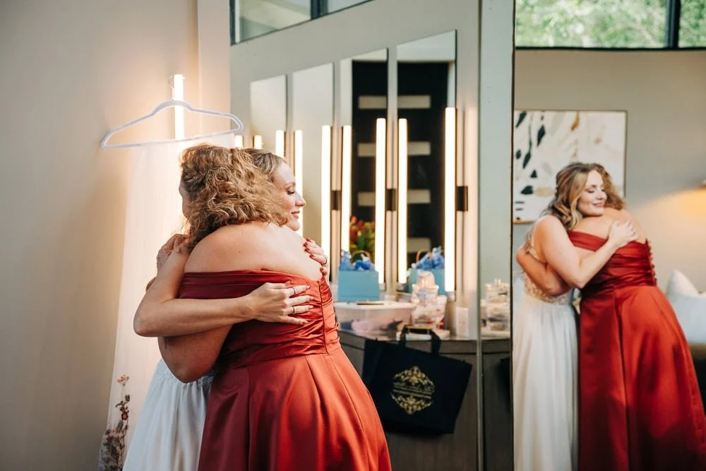 009-Fall Micro wedding bride.jpg