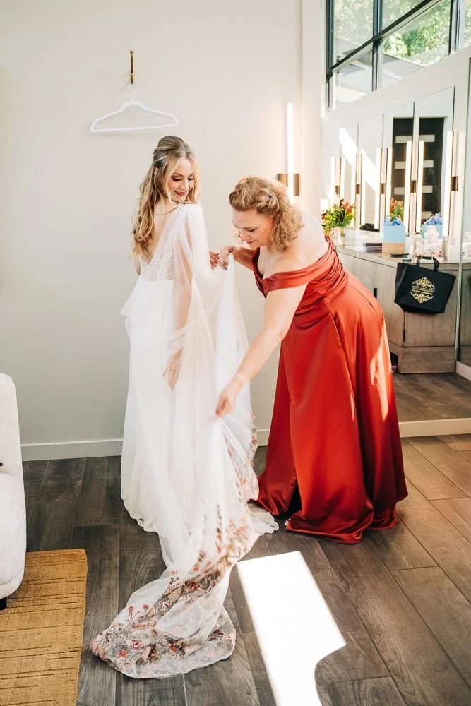 019-Fall Micro wedding bride.jpg