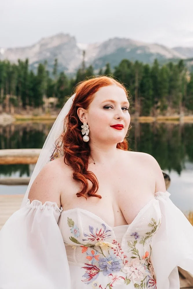 146-bride-micro-wedding-colorado.jpg