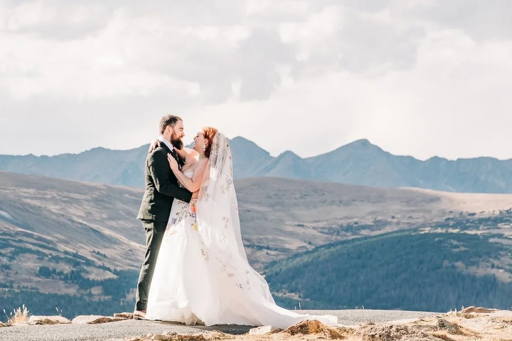 066-wedding photographer trail ridge road rmnp.jpg