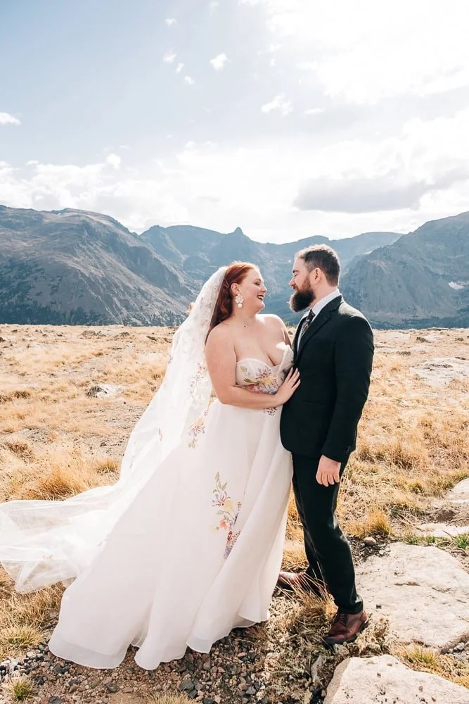 041-micro-wedding-portraits-rmnp.jpg