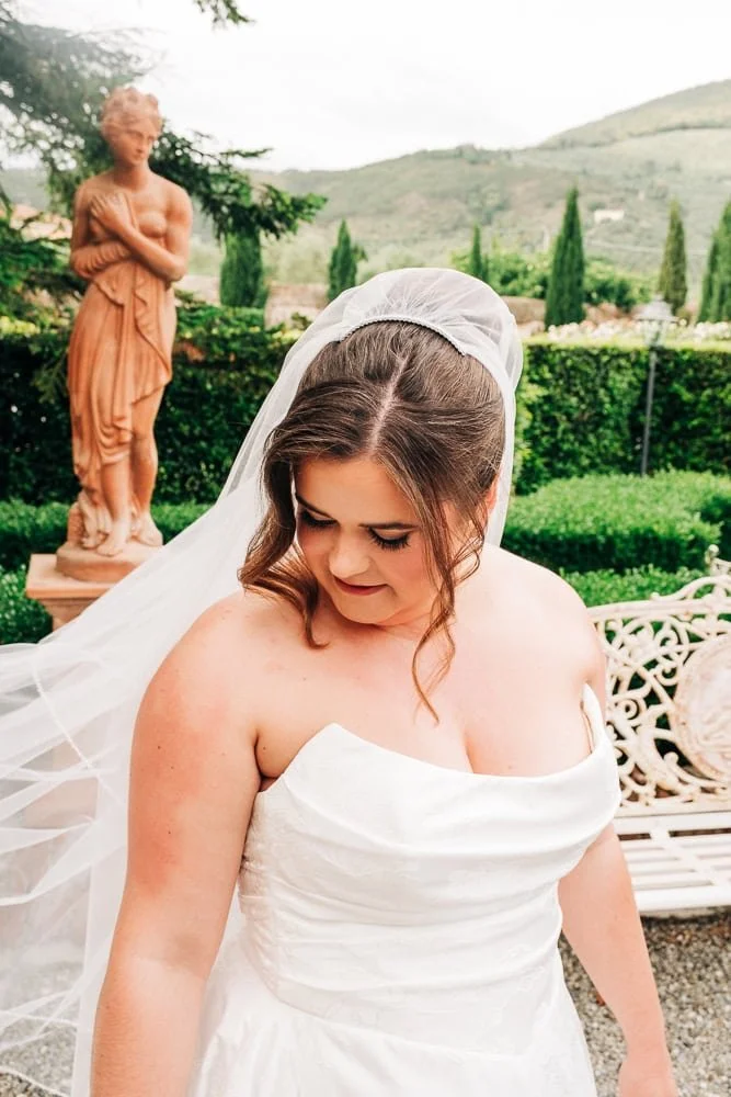 125-tuscany-wedding-first-look.jpg
