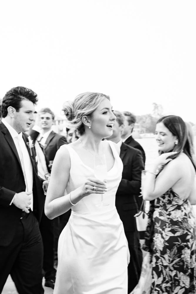 88-yacht-club-wedding-cocktail-hour.jpg