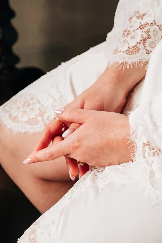 88-tuscany-wedding-getting-ready-villa.jpg