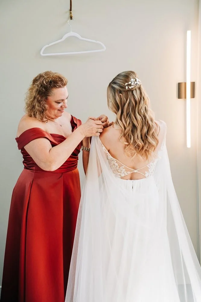 020-Fall Micro wedding bride.jpg