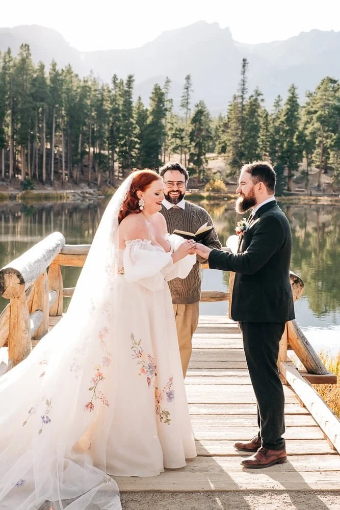 119-micro-wedding-candids-rmnp.jpg