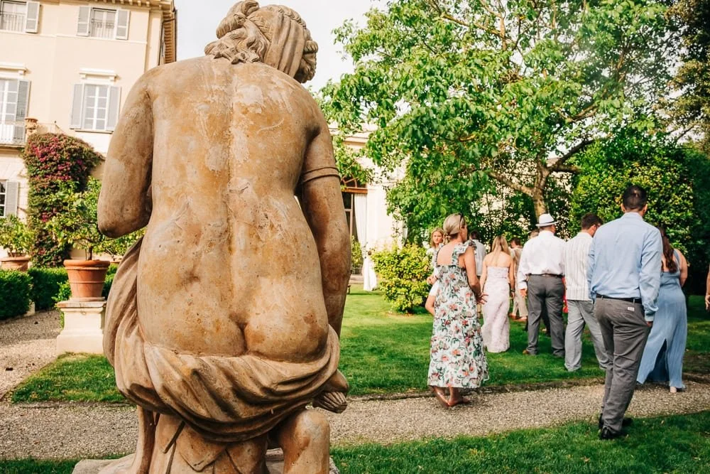 18-tuscany-wedding-details-rehearsal-dinner.jpg