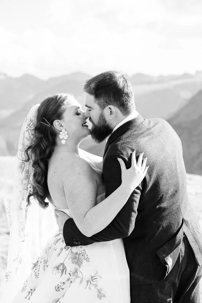 059-micro-wedding-trail-ridge-road.jpg