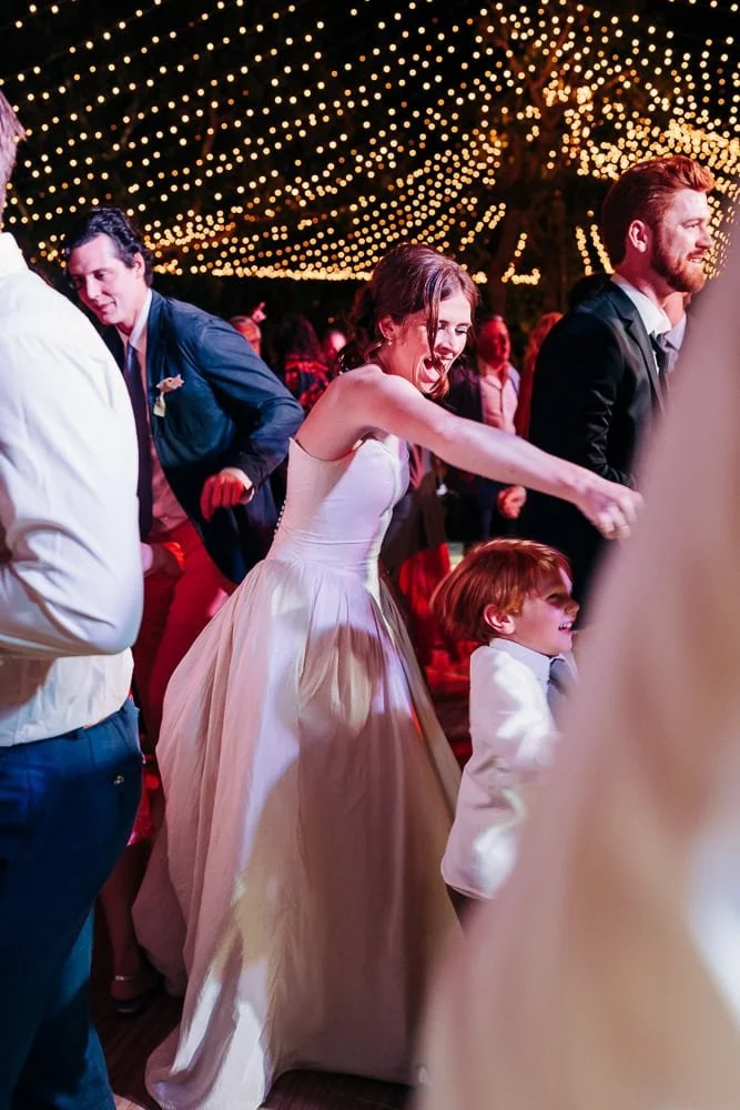 274-flora farms wedding dance.jpg