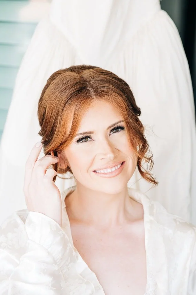 064-bride-getting-ready.jpg