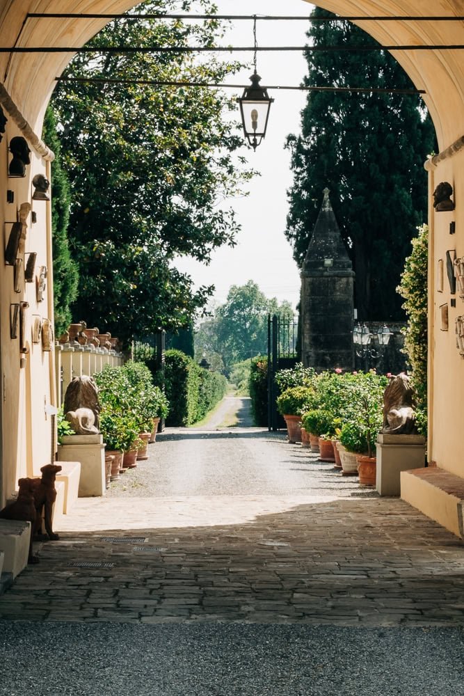 8-tuscany-wedding-details-villa-scorzi.jpg