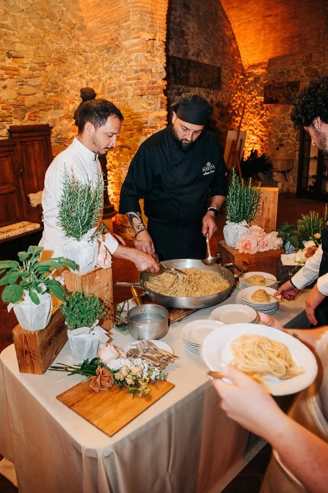 308-tuscany-wedding-midnight-spaghetti.jpg