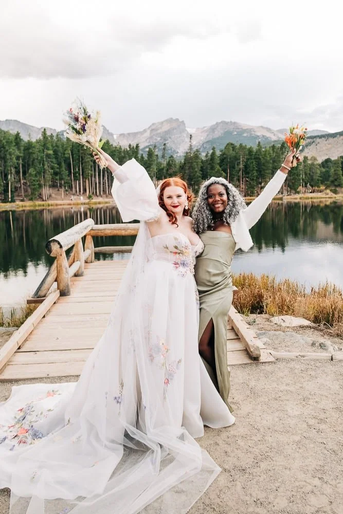 148-bride-micro-wedding-colorado.jpg